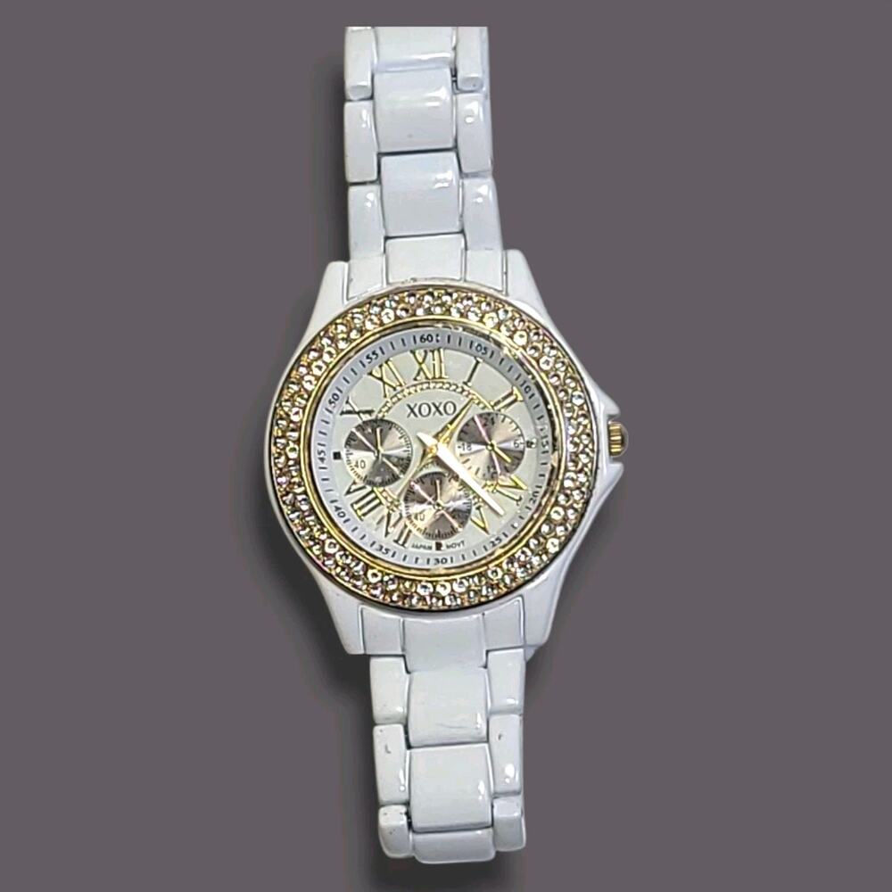XOXO Women's White & Gold Tone Chronograph Wrist Watch XO5287 New Battery - Picture 4 of 8